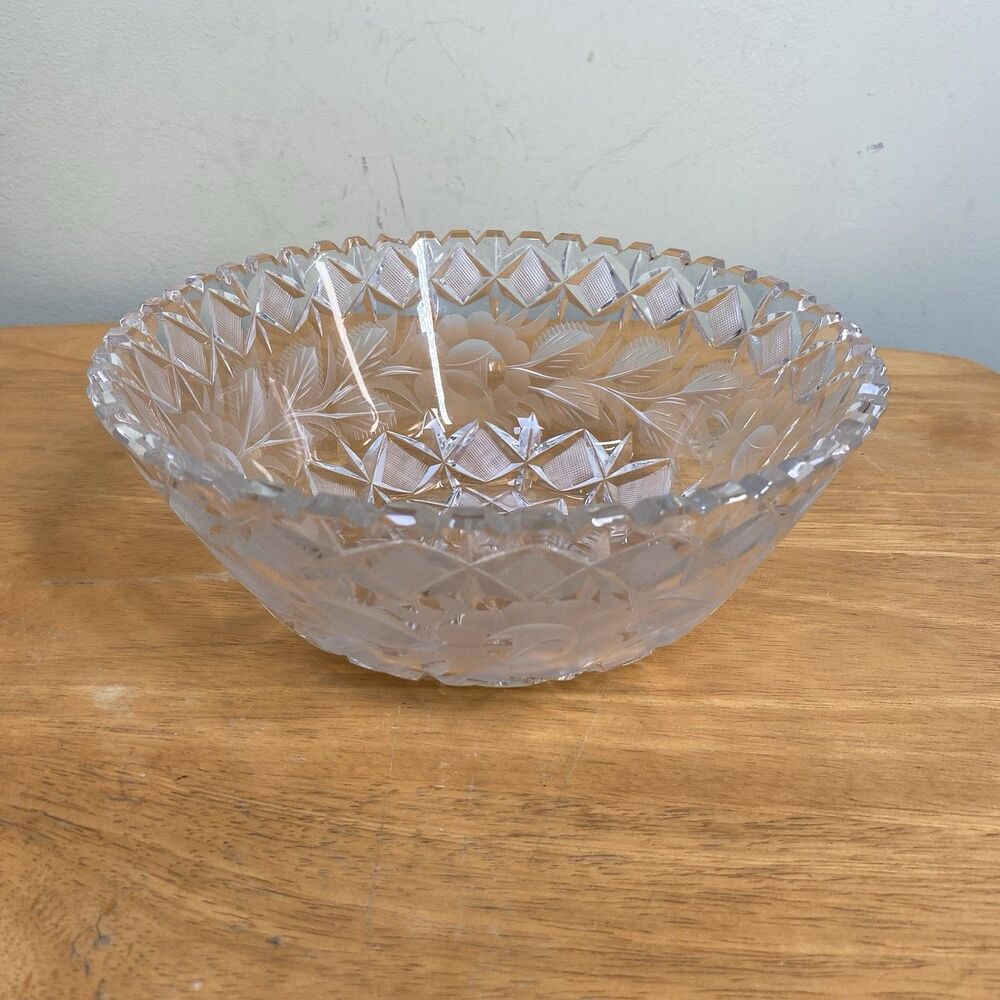 Vintage MCM Cut Glass Clear Floral & Star Pattern 8" Serving Salad Bowl Elegant
